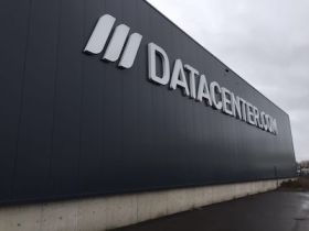 Datacenter.com ontsluit Amsterdams datacenter met glasvezelringen Relined