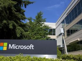 Microsoft bouwt eigen energiecentrale voor Ierse datacenters